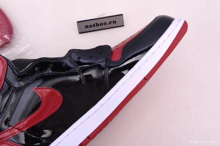 Bred Jordan 555088-063 Leather Patent 1 Air 0927